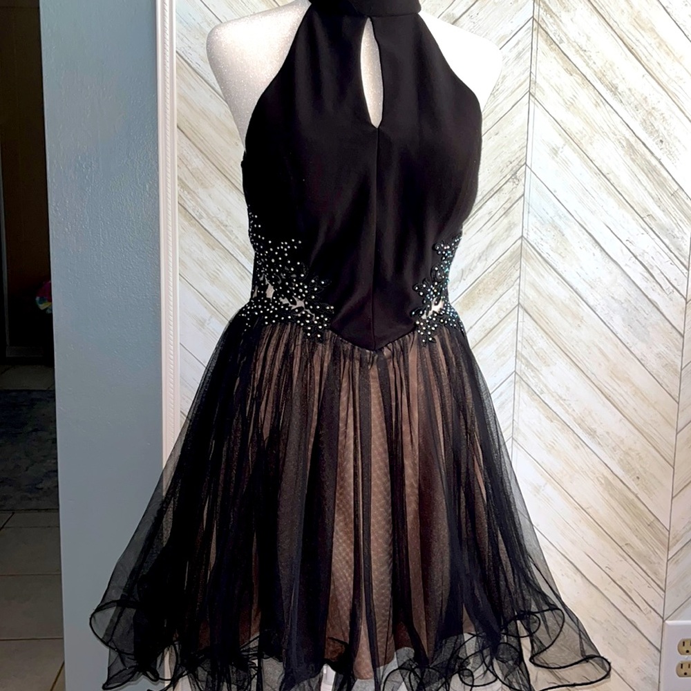 Blondie Nites NWOT semi formal prom/homecoming, black/nude/rhinestones dress 9